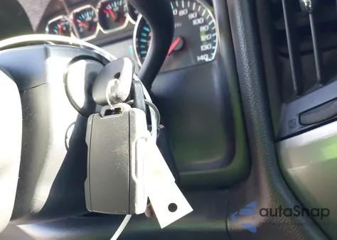 2014 Chevrolet Silverado 1500 1Lt from USA, damaged, VIN 3GCUKREC3EG207066